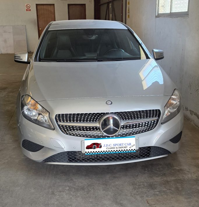 Mercedes-Benz A180 2015